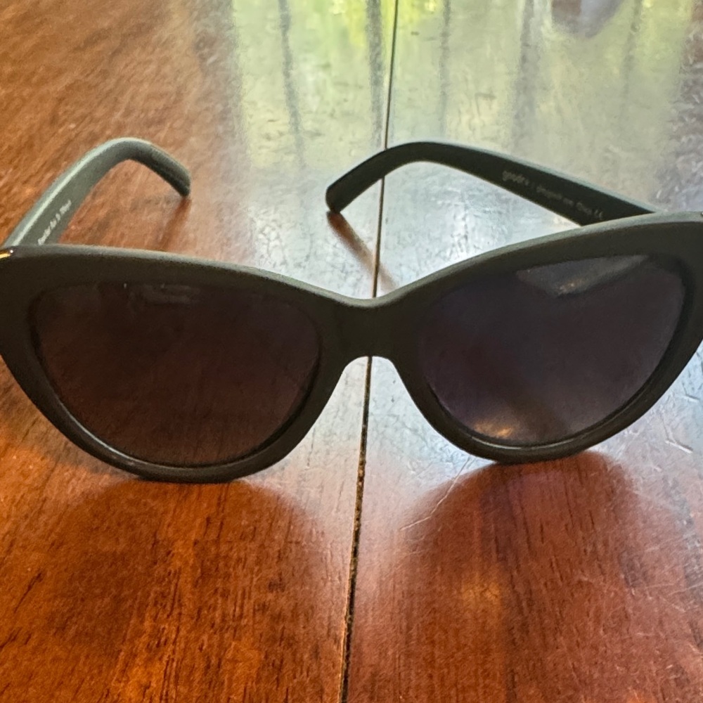 Elegant Black Sunglasses by Goodr